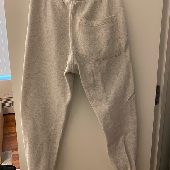 🤝 H&M white joggers 🤝 - Picture 5 of 5